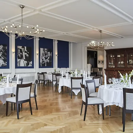 מלון Parkhaus Huegel אסן