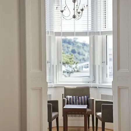 Parkhaus Hügel Hotel 3*