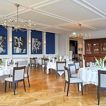 Parkhaus Huegel