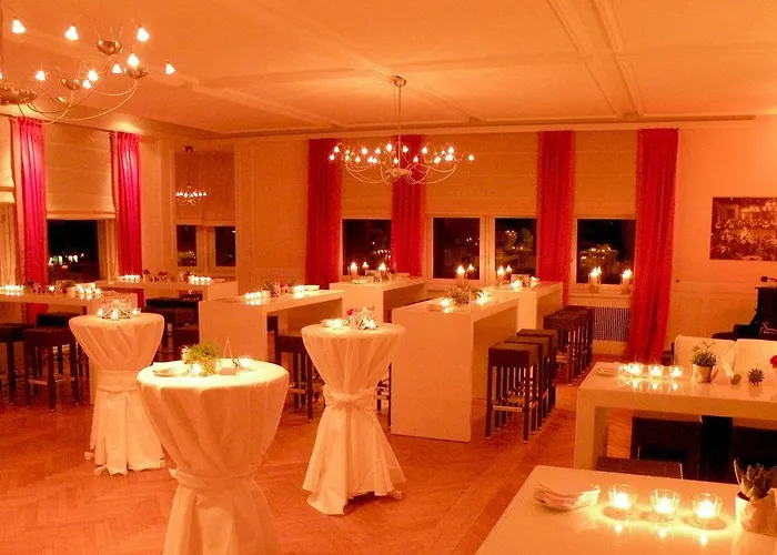 Hotel Parkhaus Huegel 3*