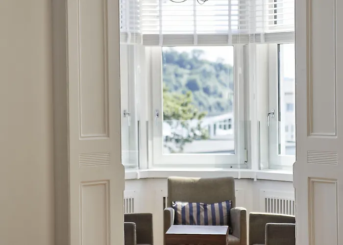 Parkhaus Huegel Hotel 3*