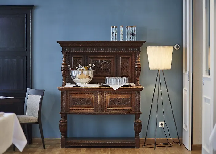 Parkhaus Huegel Hotel 3*